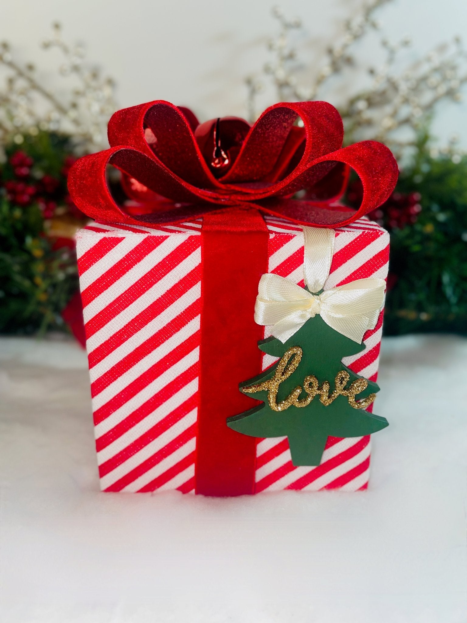 Christmas Tree Shaped Love Decoration - KLC Creation