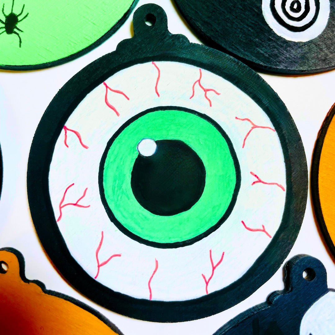 Eyeball Halloween Tree Decoration - KLC Creation