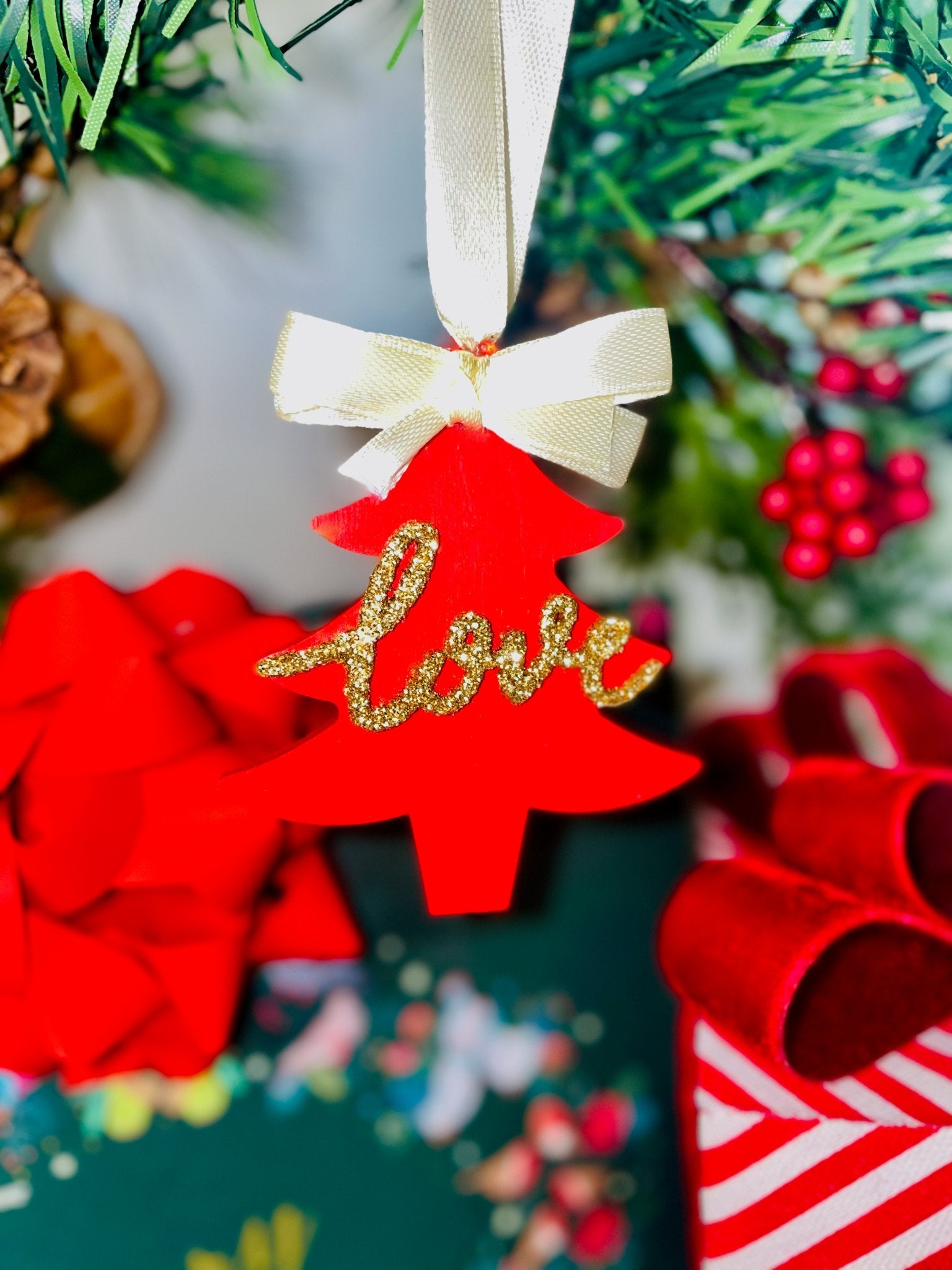 Red & Gold Love Christmas Ornament Set - KLC Creation